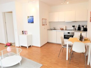 Private kitchen - Ferienwohnung Badnerstraße L5 (Endingen am Kaiserstuhl)