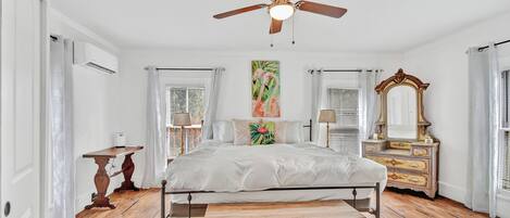 House, Multiple Beds, Patio, Garden View (The Davis Estate)