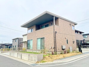 Exterior - Akikawa Koshi 3 | 15 min to TSMC | Entire 4LDK House | Up to 5 Guests (合志市)