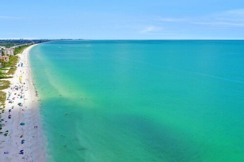 Beachfront Living in a Stunning Condo