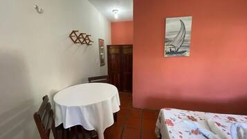 Standaard tweepersoonskamer, balkon, uitzicht op tuin