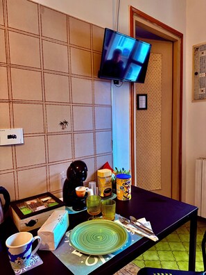 Interior - Vanilla Center-2 Rooms DBL+ Equipped Kitchen (Torino)