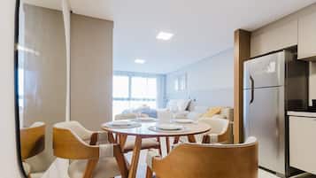 Apartment | Dining