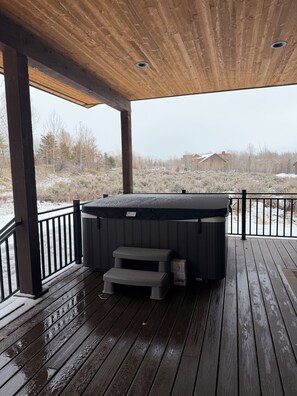 Bañera de hidromasaje exterior