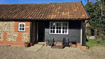 Traditional Triple Room | Exterior