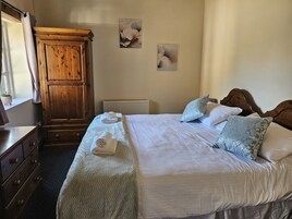 传统双人房或双床房, 庭院景观