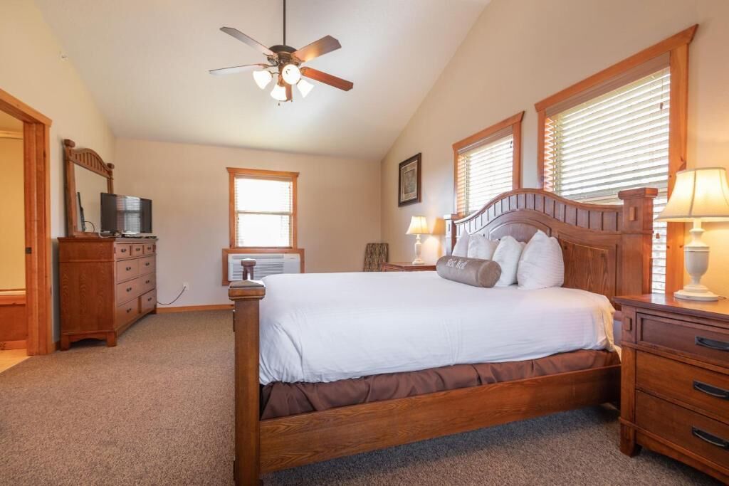 Casa, 4 habitaciones, patio, vistas a la montaña