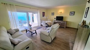 TV - Beachside apartment Belle Vue 2 (Okrug Donji)