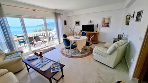 TV - Beachside apartment Belle Vue 1 (Okrug Donji)