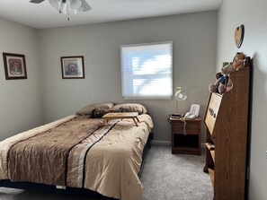 Room - Totally Rad 90's Two-Bedroom Rental in Downtown Saint Joseph! (Saint Joseph)