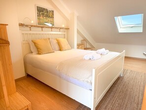 3 Schlafzimmer, Bügeleisen/Bügelbrett, Internetzugang, Bettwäsche