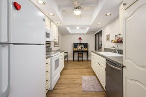 Unclassified image, 2 of 73, button - CASA HARMONY - Large 2-bedroom unit. (Phoenix, Arizona)