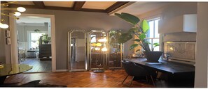 Interior - 2026 World Cup Accommodation, Stunning house, sleeps 6, 2 car parking and garden (Jersey City)