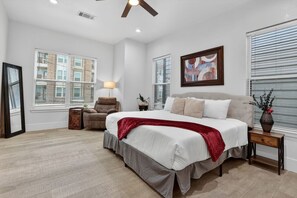 Desk, iron/ironing board, WiFi, bed sheets