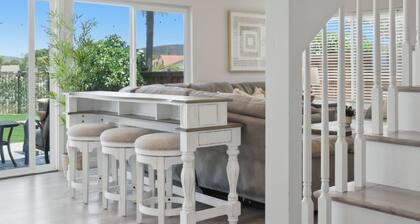 San Diego Family Fun Retreat Sleeps 16+, Views, Game Room, Pool, Central