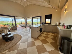 Private kitchen - **NEW** Blue Bay Ocean View 20 - unique golf & ocean view! (Willemstad)