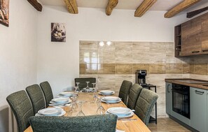 Dining - Stunning home in Krsan (Krsan)