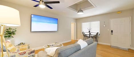 リビング エリア