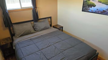 2 bedrooms, WiFi, bed sheets