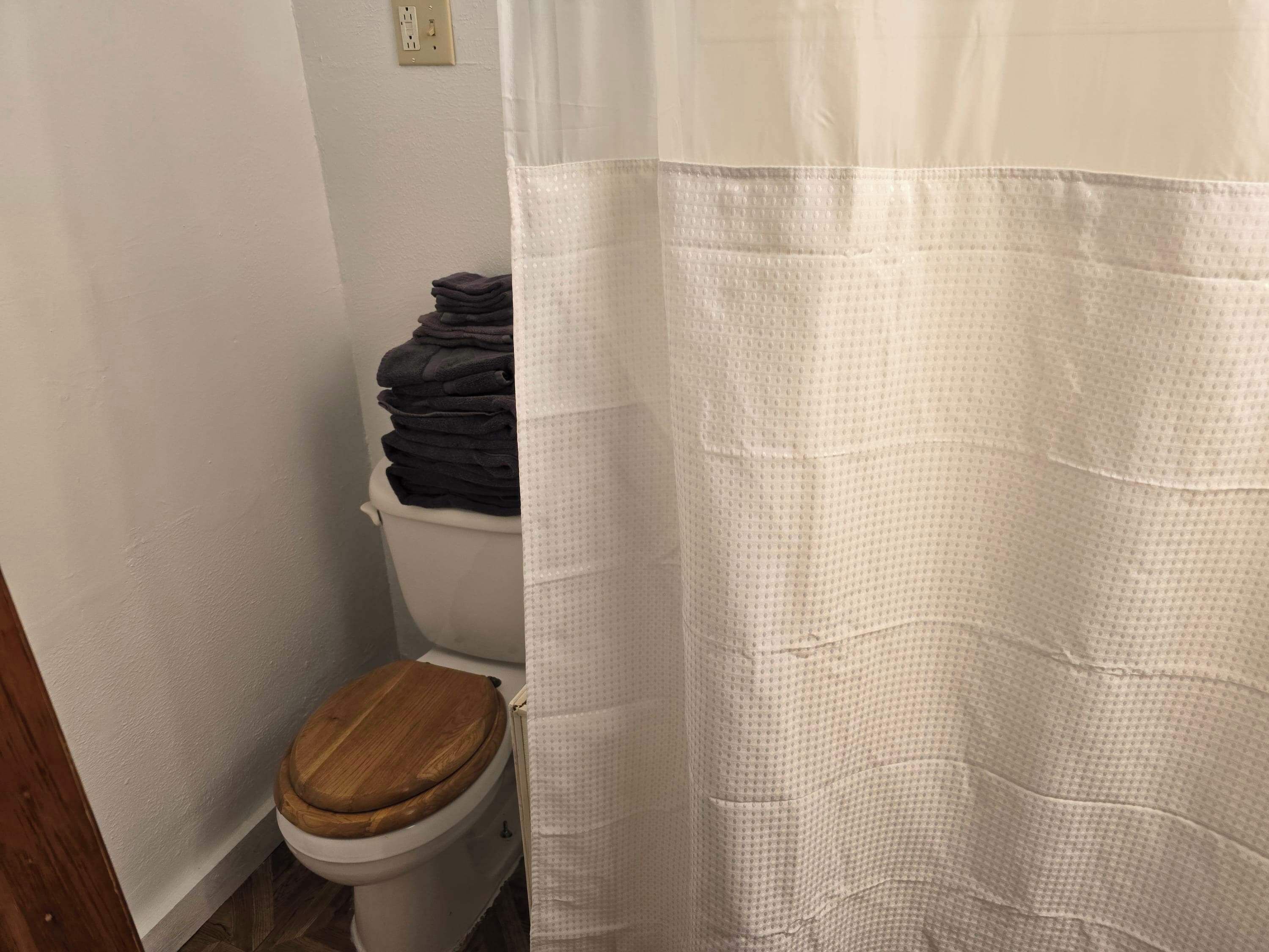 Shower, towels, shampoo