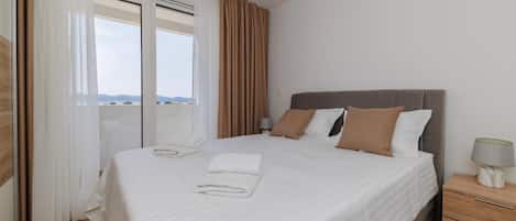 In-room safe, blackout drapes, soundproofing, iron/ironing board