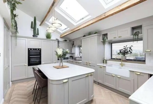 Farm House - Sleeps 16 - Hot Tub - Pet Friendly