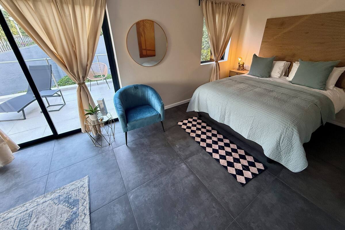 Deluxe Double Room, Hill View