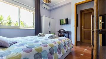 2 Schlafzimmer, Bügeleisen/Bügelbrett, WLAN, Bettwäsche