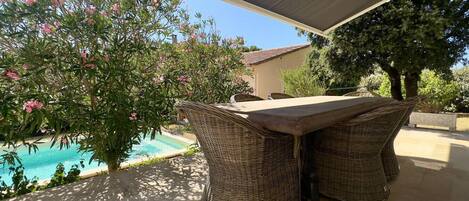 Restauration en plein air