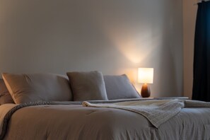 Room - Sleeps 10, Pet-friendly, Fort Rucker (Enterprise)