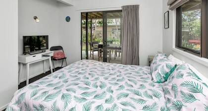 Surfside - Walk to Ruakaka Beach & Surf Club