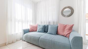 Studio, balkong, byutsikt | Oppholdsområde