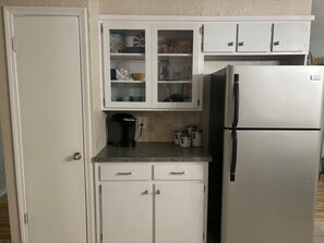 Interior - The Twisted Tumbleweed - Spacious 3-bedroom townhome near Lake Hefner in OKC (Oklahoma City)