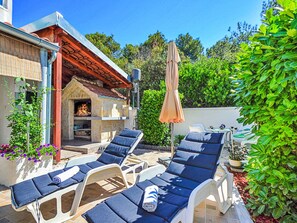 Terrace/patio - Antonia by Interhome (Brodarica)