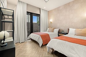 5 sovrum, strykjärn/strykbräda, resesäng och sängkläder