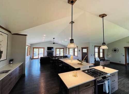 4 Acres Retreat at Lake Geneva