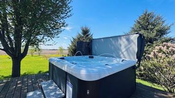 Baignoire à remous extérieure