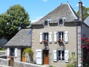Exterior - Le Sancy Cézallier - COMPAINS (COMPAINS)