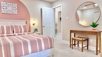 3 Schlafzimmer, Zimmersafe, Schreibtisch, Bügeleisen/Bügelbrett