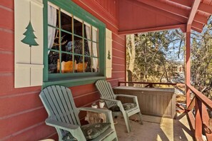 Property grounds - Tree Top Casitas in Big Bear Lake (Big Bear Lake)