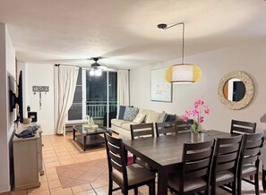 Smart TV - Spacious 3-bedroom apartment with AC, Beach Access, Pools + Private Access (Mediania Alta)