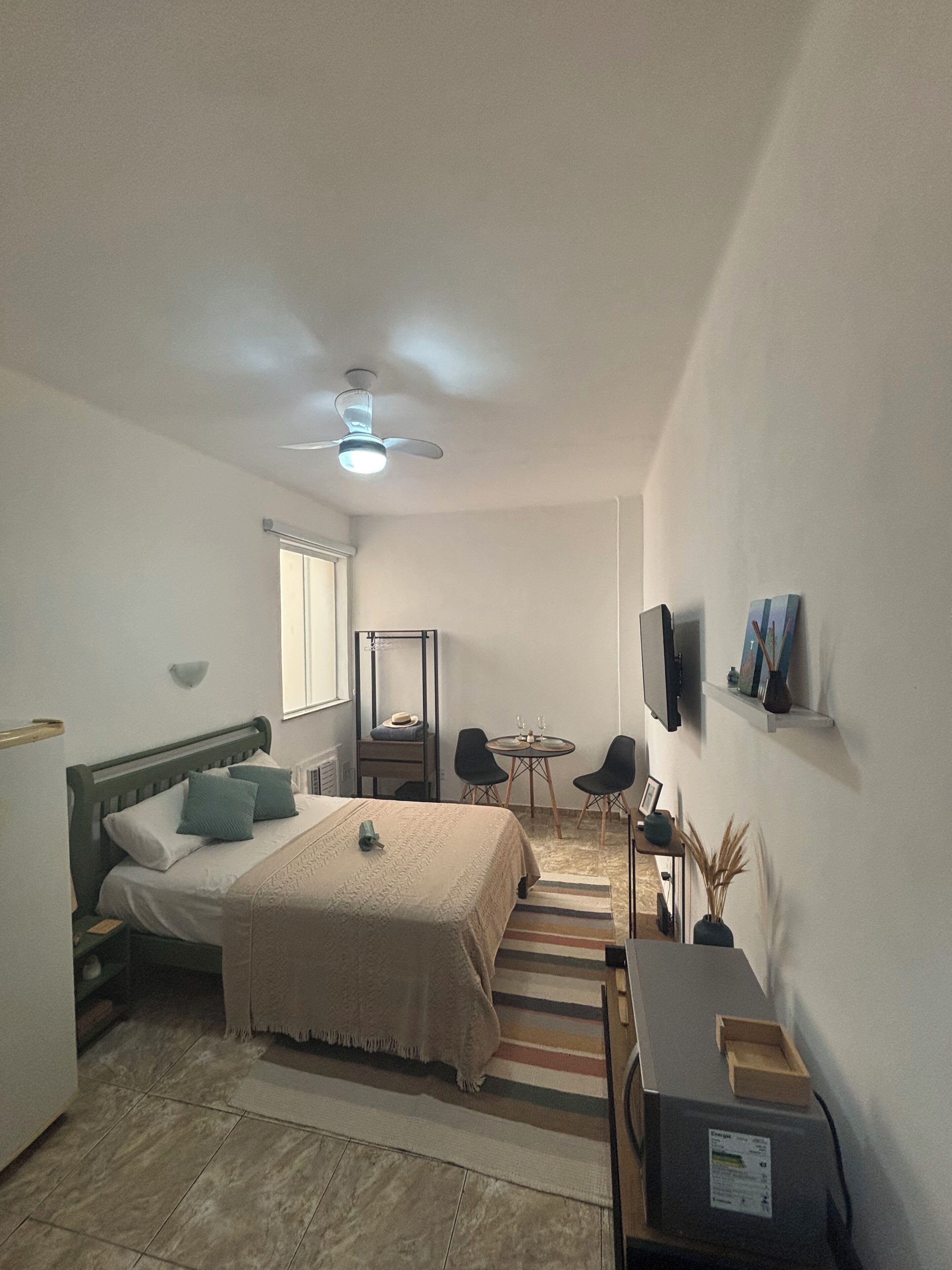 1 bedroom, WiFi, bed sheets