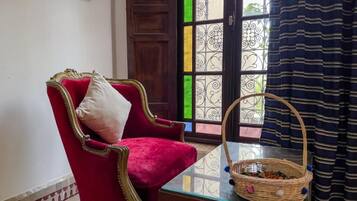 Presidential Suite, City View | Interior