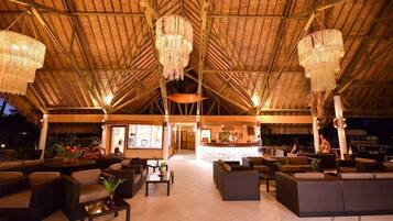 Tempat makan luar