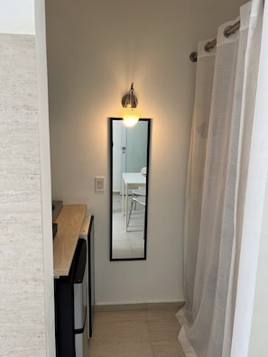 Interior - Beach side Ocean Park tropical studio. (San Juan)