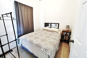 Room - Vrbo Property (Santa Ana)
