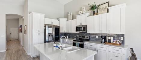 Microwave, oven, stovetop, dishwasher