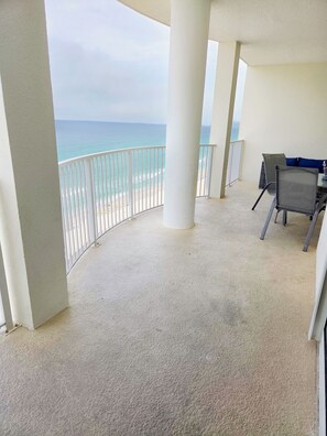 Terrace/patio - Beach View - 3-bedroom condo in Panama City Beach with AC (Panama City Beach)