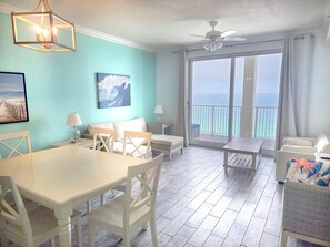 Smart TV - Beach View - 3-bedroom condo in Panama City Beach with AC (Panama City Beach)