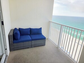 Property grounds - Beach View - 3-bedroom condo in Panama City Beach with AC (Panama City Beach)